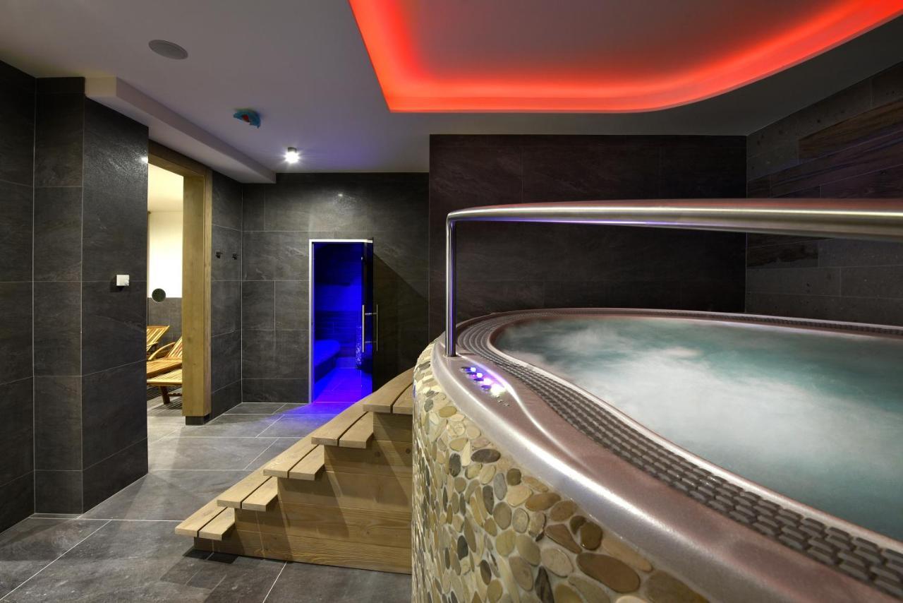 Aplend Hotel Ovruc Штрбске-Плесо Экстерьер фото
